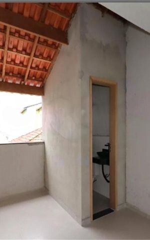 Casa de condomínio à venda com 200m², 3 quartos e 2 vagas
