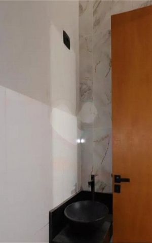 Casa de condomínio à venda com 200m², 3 quartos e 2 vagas