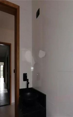 Casa de condomínio à venda com 200m², 3 quartos e 2 vagas