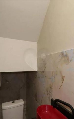 Casa de condomínio à venda com 200m², 3 quartos e 2 vagas