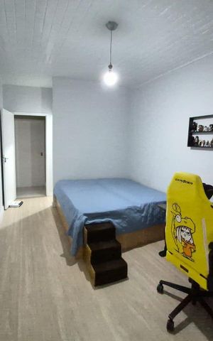 Casa à venda com 263m², 4 quartos e 3 vagas Casa à venda com 263m², 4 quartos e 3 vagasQuarto 2