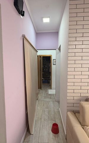 Casa à venda com 263m², 4 quartos e 3 vagas Casa à venda com 263m², 4 quartos e 3 vagasSala
