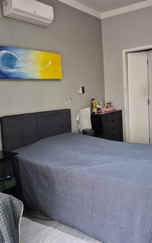 Casa à venda com 263m², 4 quartos e 3 vagas Casa à venda com 263m², 4 quartos e 3 vagasQuarto 1