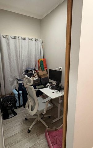 Casa à venda com 263m², 4 quartos e 3 vagas Casa à venda com 263m², 4 quartos e 3 vagasEscritório