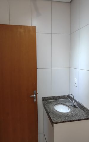 Apartamento para alugar com 67m², 2 quartos e 2 vagas Apartamento para alugar com 67m², 2 quartos e 2 vagasBanheiro da Suíte
