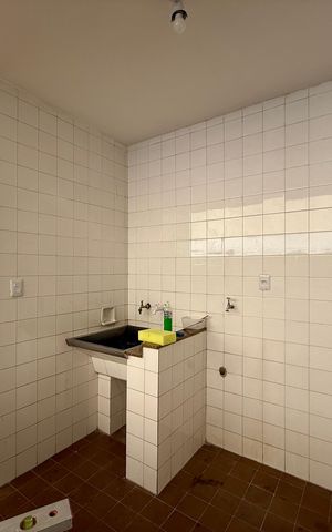 Casa à venda com 218m², 3 quartos e 3 vagas Casa à venda com 218m², 3 quartos e 3 vagasÁrea de Serviço