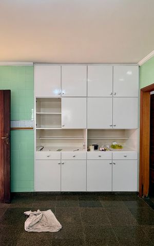 Casa à venda com 218m², 3 quartos e 3 vagas Casa à venda com 218m², 3 quartos e 3 vagasCozinha