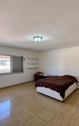 Casa à venda com 218m², 3 quartos e 3 vagas Casa à venda com 218m², 3 quartos e 3 vagasSuíte
