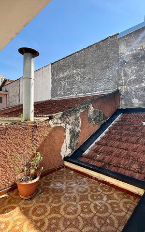 Casa à venda com 218m², 3 quartos e 3 vagas Casa à venda com 218m², 3 quartos e 3 vagasSacada Quarto 3