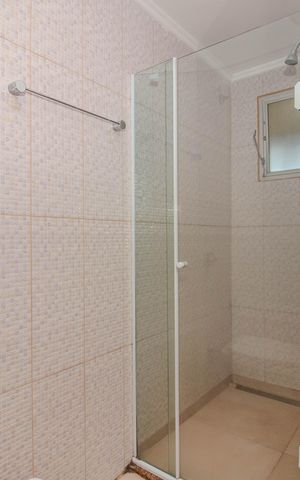 Apartamento à venda com 138m², 3 quartos e 1 vaga Apartamento à venda com 138m², 3 quartos e 1 vagaBanheiro Social