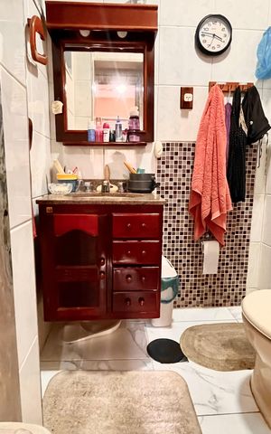 Apartamento à venda com 300m², 4 quartos e 1 vaga Apartamento à venda com 300m², 4 quartos e 1 vagaSuite