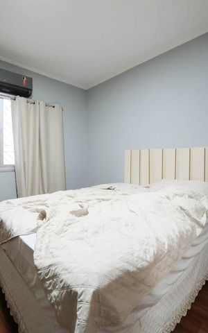 Casa à venda com 202m², 2 quartos e 2 vagasSuíte