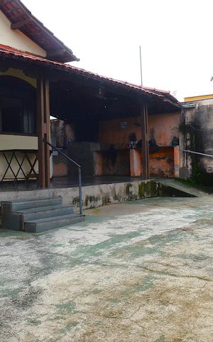 Casa à venda com 360m², 2 quartos e 2 vagasQuintal