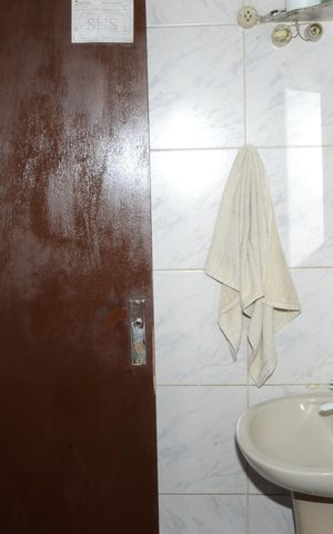 Casa à venda com 360m², 2 quartos e 2 vagasBanheiro da Suíte