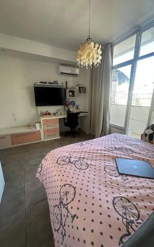 Apartamento à venda com 374m², 4 quartos e 3 vagas
