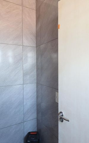 Casa à venda com 190m², 3 quartos e 4 vagas Casa à venda com 190m², 3 quartos e 4 vagasBanheiro da Suíte