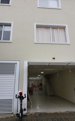 Casa de condomínio à venda com 135m², 3 quartos e 3 vagasFachada Interna