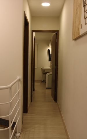 Casa de condomínio à venda com 135m², 3 quartos e 3 vagasCorredor Interno