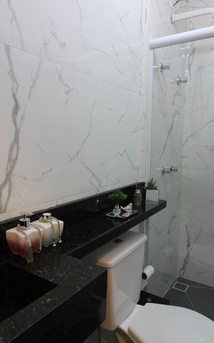 Casa de condomínio à venda com 135m², 3 quartos e 3 vagasBanheiro Social