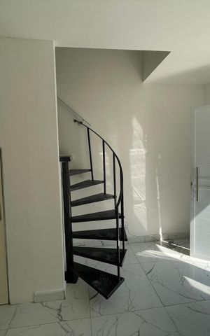 Casa de condomínio para alugar com 61m², 2 quartos e 2 vagasSala
