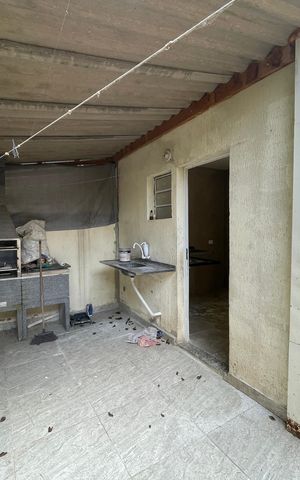 Casa de condomínio para alugar com 61m², 2 quartos e 2 vagasQuintal