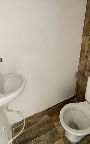 Casa de condomínio para alugar com 61m², 2 quartos e 2 vagasLavabo
