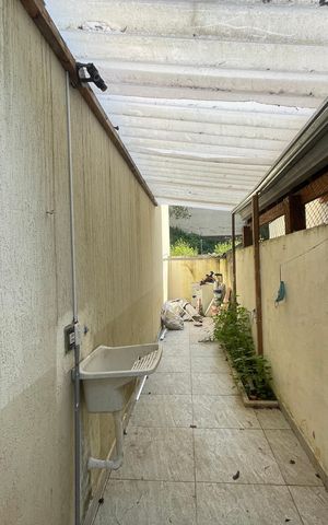 Casa de condomínio para alugar com 61m², 2 quartos e 2 vagasQuintal