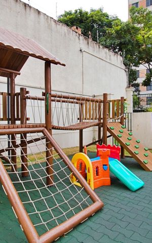 Apartamento à venda com 86m², 2 quartos e 2 vagas Apartamento à venda com 86m², 2 quartos e 2 vagasÁrea comum - Playground