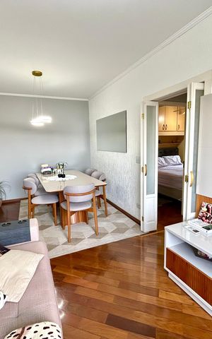 Apartamento à venda com 76m², 2 quartos e 2 vagas Apartamento à venda com 76m², 2 quartos e 2 vagasSala