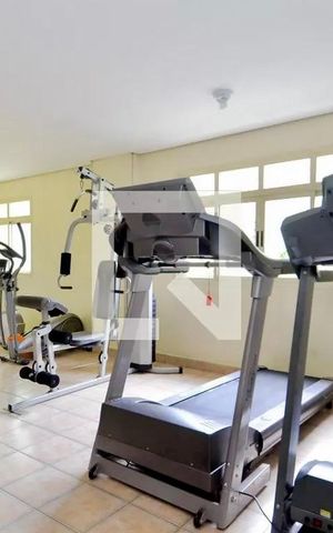 Apartamento à venda com 76m², 2 quartos e 2 vagas Apartamento à venda com 76m², 2 quartos e 2 vagasÁrea comum - Academia