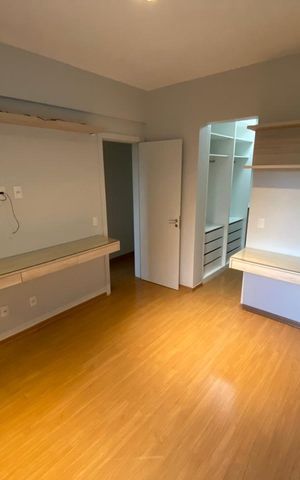 Apartamento à venda com 153m², 4 quartos e 4 vagas Apartamento à venda com 153m², 4 quartos e 4 vagasQuarto