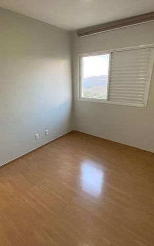 Apartamento à venda com 153m², 4 quartos e 4 vagas Apartamento à venda com 153m², 4 quartos e 4 vagasQuarto