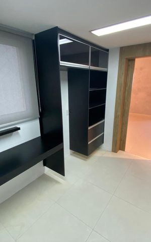 Apartamento à venda com 153m², 4 quartos e 4 vagas Apartamento à venda com 153m², 4 quartos e 4 vagasCozinha