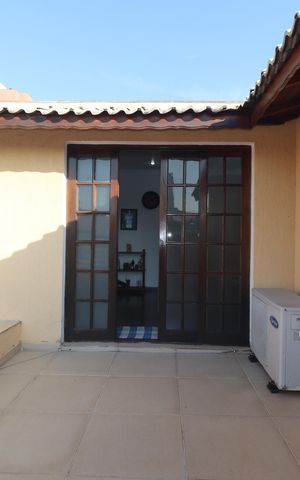 Casa à venda com 380m², 3 quartos e 7 vagasMezanino - Varanda