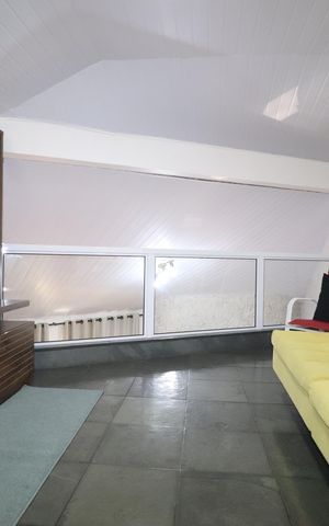 Casa à venda com 380m², 3 quartos e 7 vagasMezanino - Sala de tv