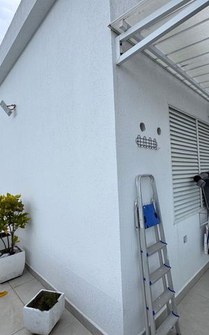 Apartamento à venda com 270m², 3 quartos e 2 vagas Apartamento à venda com 270m², 3 quartos e 2 vagasTerraço