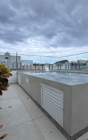 Apartamento à venda com 270m², 3 quartos e 2 vagas Apartamento à venda com 270m², 3 quartos e 2 vagasTerraço