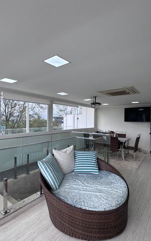Apartamento à venda com 270m², 3 quartos e 2 vagas Apartamento à venda com 270m², 3 quartos e 2 vagasÁrea Gourmet