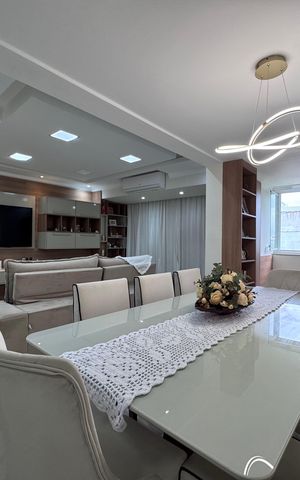 Apartamento à venda com 270m², 3 quartos e 2 vagas Apartamento à venda com 270m², 3 quartos e 2 vagasSala
