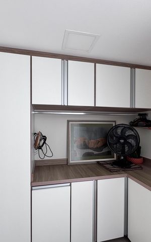 Apartamento à venda com 270m², 3 quartos e 2 vagas Apartamento à venda com 270m², 3 quartos e 2 vagasÁrea de Serviço