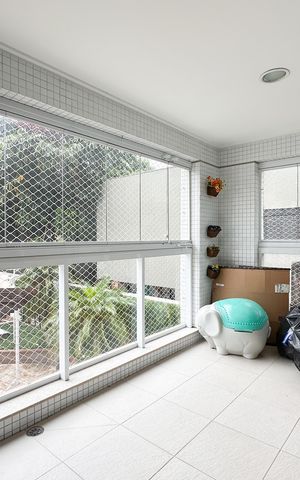 Apartamento à venda com 132m², 3 quartos e 3 vagas Apartamento à venda com 132m², 3 quartos e 3 vagasSacada