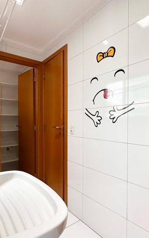 Apartamento à venda com 132m², 3 quartos e 3 vagas Apartamento à venda com 132m², 3 quartos e 3 vagasÁrea de Serviço