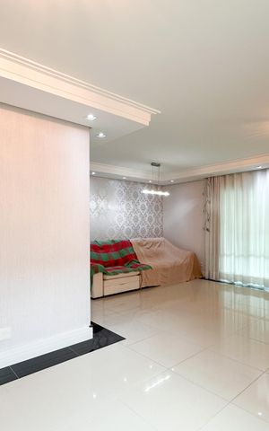 Apartamento à venda com 132m², 3 quartos e 3 vagas Apartamento à venda com 132m², 3 quartos e 3 vagasSala