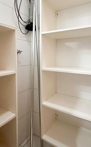 Apartamento à venda com 132m², 3 quartos e 3 vagas Apartamento à venda com 132m², 3 quartos e 3 vagasDespensa