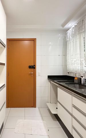 Apartamento à venda com 132m², 3 quartos e 3 vagas Apartamento à venda com 132m², 3 quartos e 3 vagasCozinha