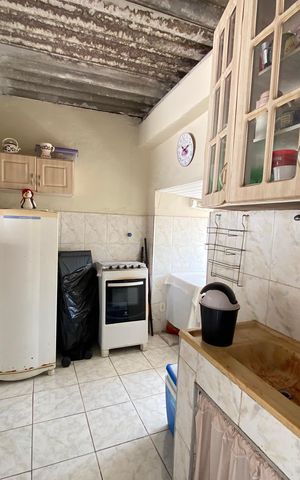 Casa à venda com 50m², 3 quartos e 1 vaga