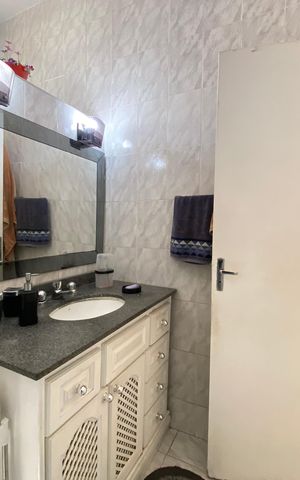 Casa à venda com 50m², 3 quartos e 1 vaga