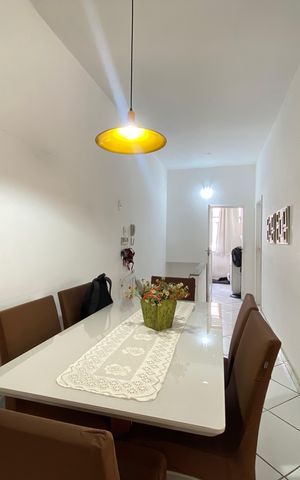Casa à venda com 50m², 3 quartos e 1 vaga