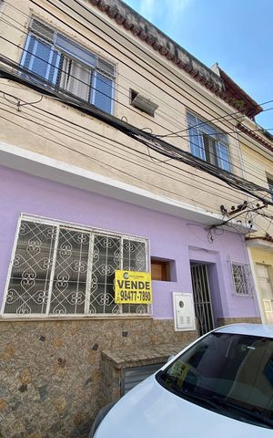 Casa à venda com 50m², 3 quartos e 1 vaga
