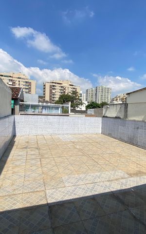 Casa à venda com 50m², 3 quartos e 1 vaga